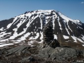 Cairn et montagne